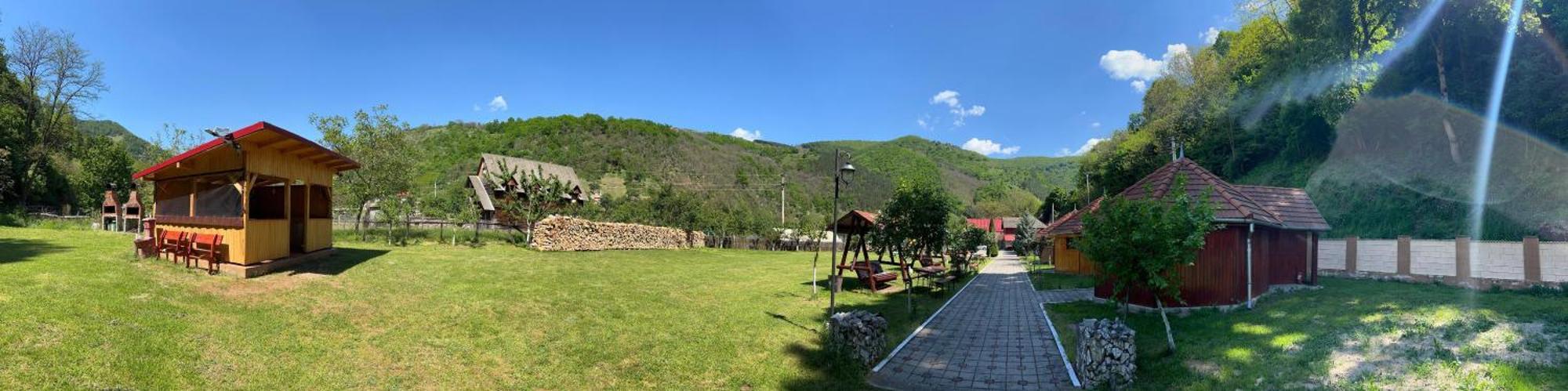 Отель Podul Cetatii Sebesel Экстерьер фото